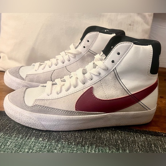 nike blazer little burgundy